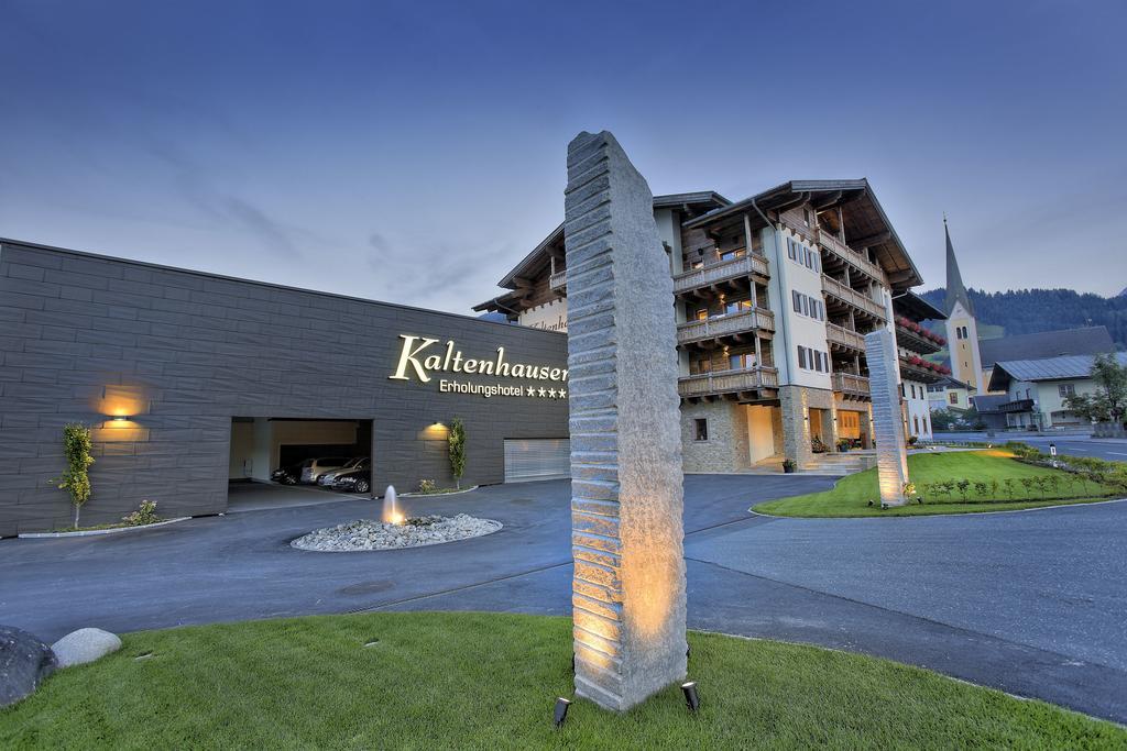 Das Gemuetliche Dorfhotel Kaltenhauser Голлерсбах-ім-Пінцґау Екстер'єр фото