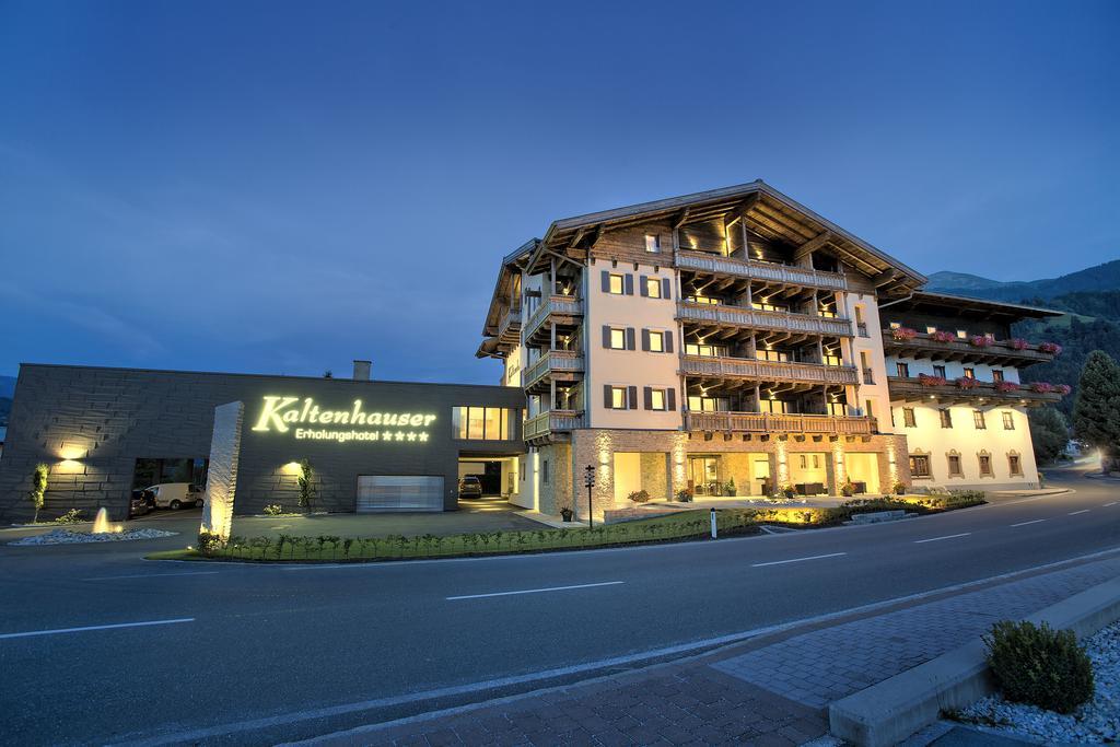 Das Gemuetliche Dorfhotel Kaltenhauser Голлерсбах-ім-Пінцґау Екстер'єр фото